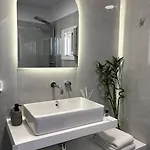 Minimal Grey Pool-front In Apartmán